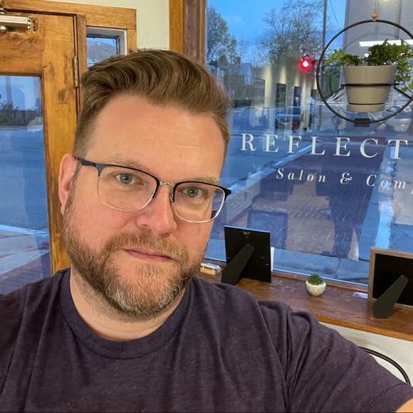 Meet your Posher, Kyle - Picture 1 of 1